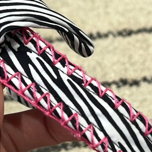 Kenneth Cole Reaction Halter Top swimsuit - Picture 4 of 8